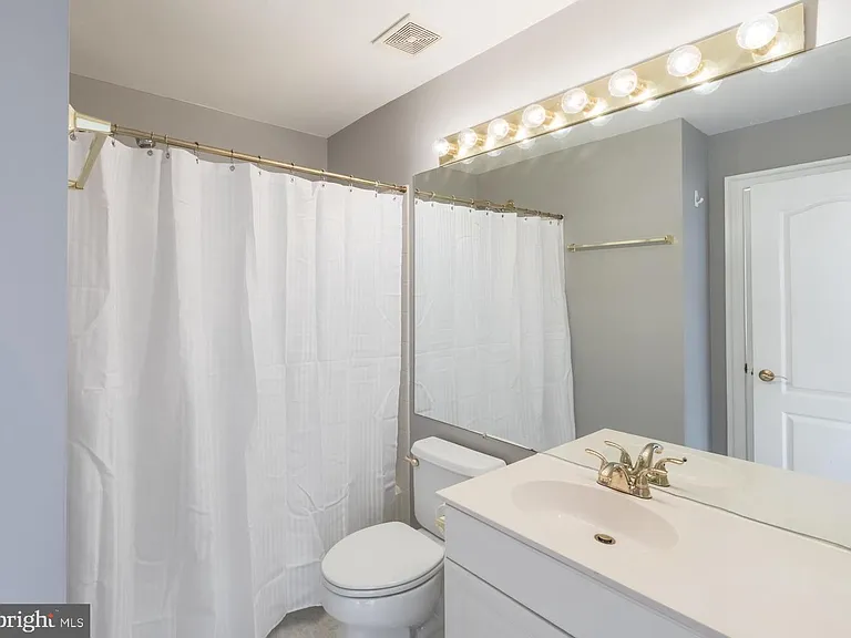 9588 Lagersfield Cir — Photo 26