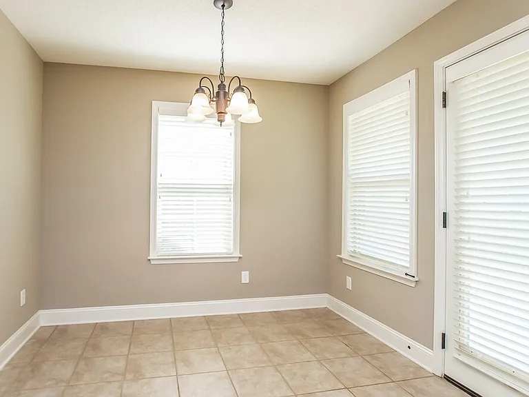 1367 Arbor Lake Dr — Photo 5