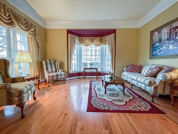 5th image of 19066 Coton Farm Ct