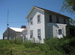 1228 N 35th Rd, Ottawa, IL 61350