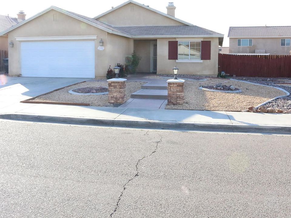 1st image of 11808 Fern Pine St