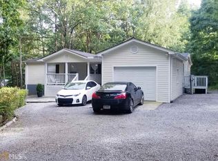 3052 Burton Cir, Gainesville, GA 30507