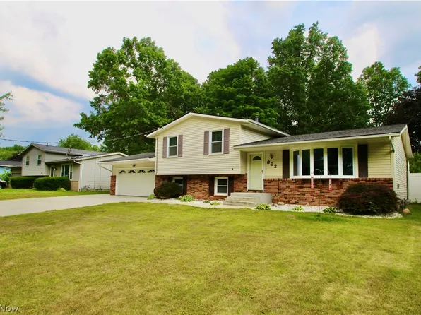 362 Moore Rd, Akron, OH 44319