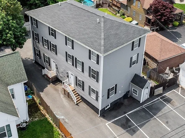 483 Central St #B, Saugus, MA 01906