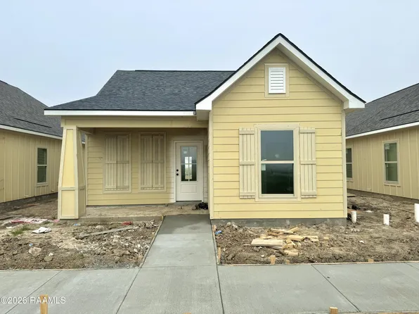 103 Foxglove Ln, Youngsville, LA 70592