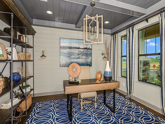 Sebring staged home - Study