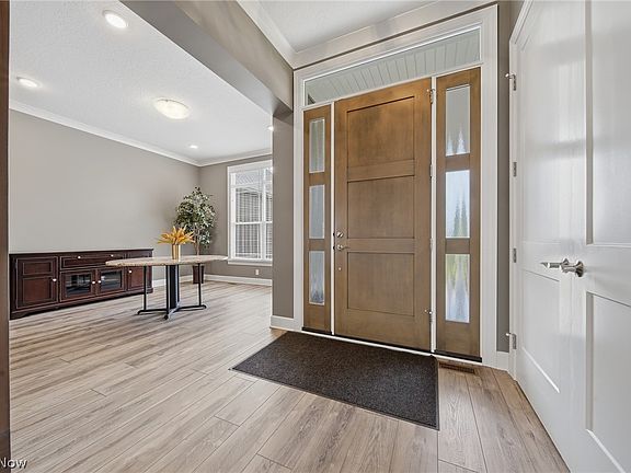 2nd image of 8872 Scotsbury Glen St NW