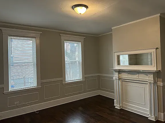 52 Old Morton St #1 — Photo 2