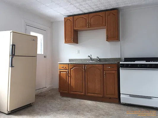 Rented by aptsandlofts.com | media 11