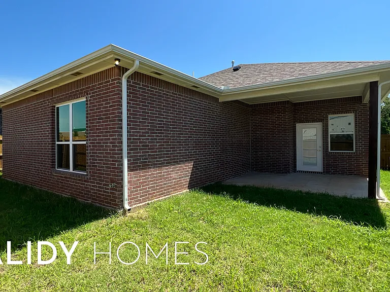 609 Remington Ave — Photo 36