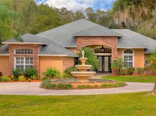 945 E Taylor Rd, Deland, FL 32724