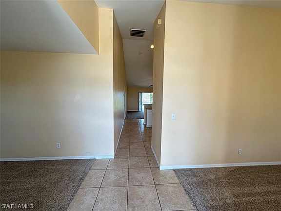 3rd image of 2123 NE 22nd Pl