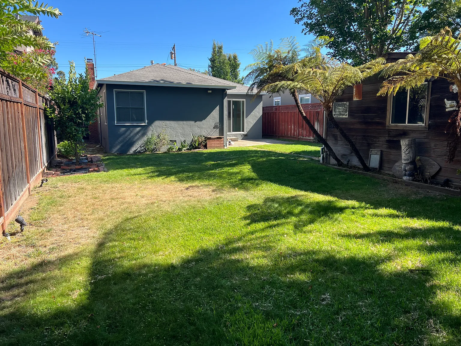 2 bed, 1030 sqft, $5,425 — Photo 4
