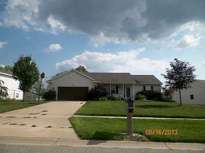 1st image of 3706 Russell Dr