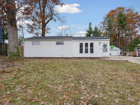 4615 Westgate Ave NW, Comstock Park, MI 49321