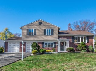 74 Runnymede Rd, Clark, NJ 07066