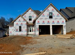 12019 Avery Woods Ln, Knoxville, TN 37921