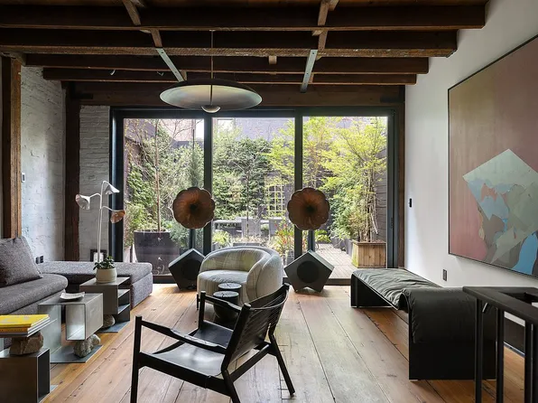 132 S 1st St, Brooklyn, NY 11249