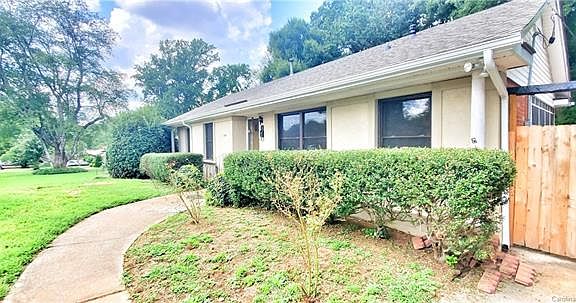 2nd image of 3957 Winfield Dr