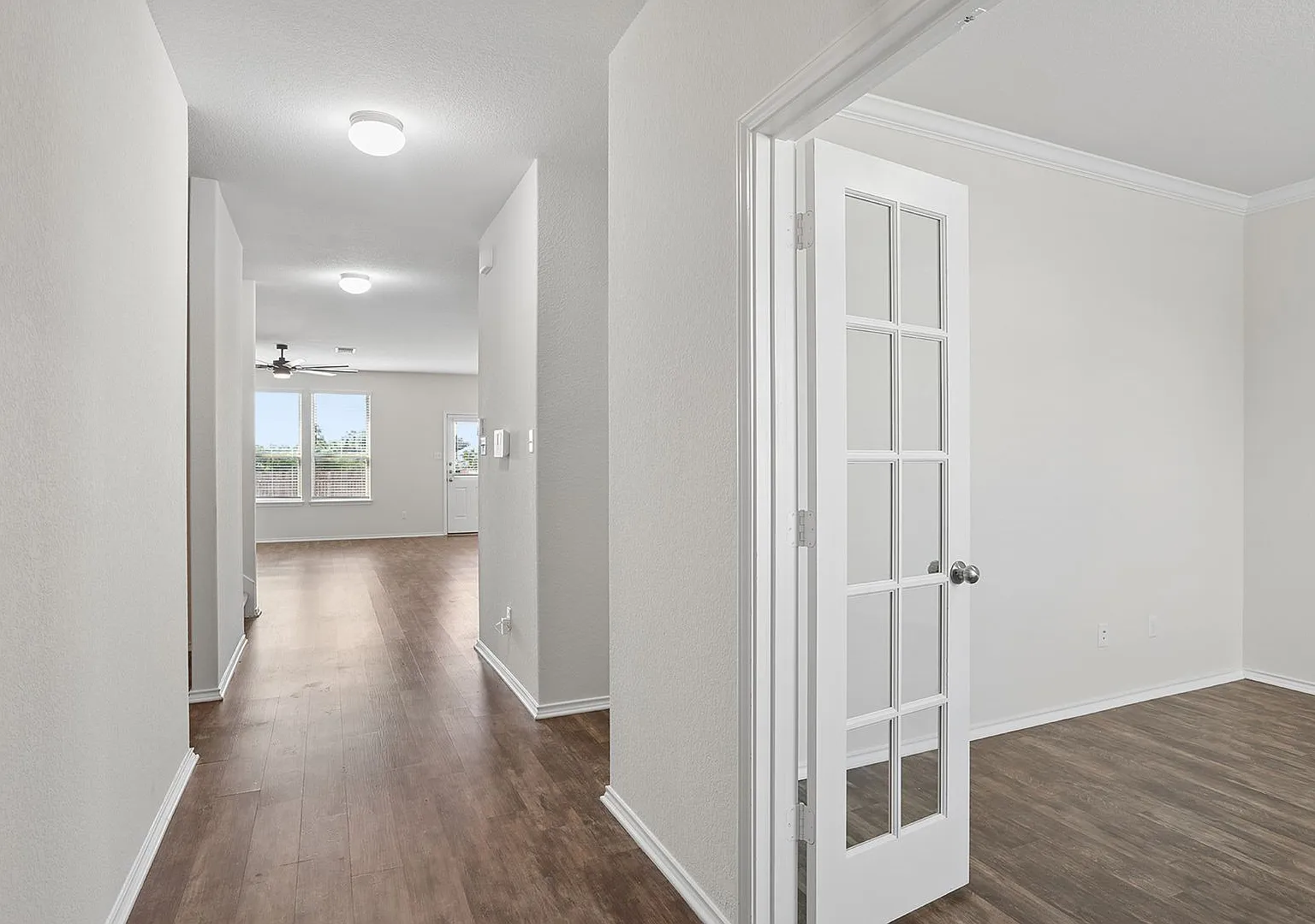 Fresh, Stylish & Ready to Welcome You Home! — Photo 3