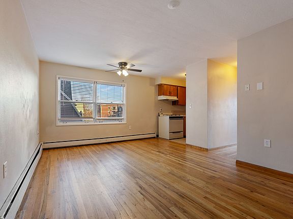 4th image of 2257 NW Glisan St APT 5