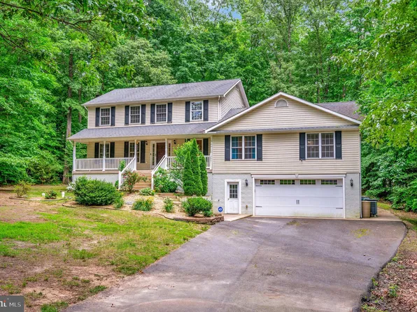 10067 Adams Dr, King George, VA 22485