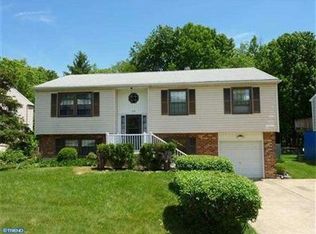 54 Heather Rd, Newark, DE 19702