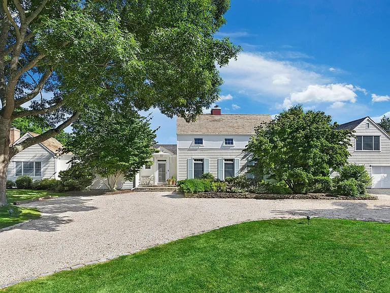 43 Greenleaf Ln — Photo 4