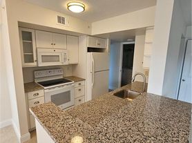 1840 Florida Club Cir, Naples, FL