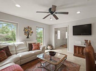 9703 Oasis Dr, Houston, TX 77096