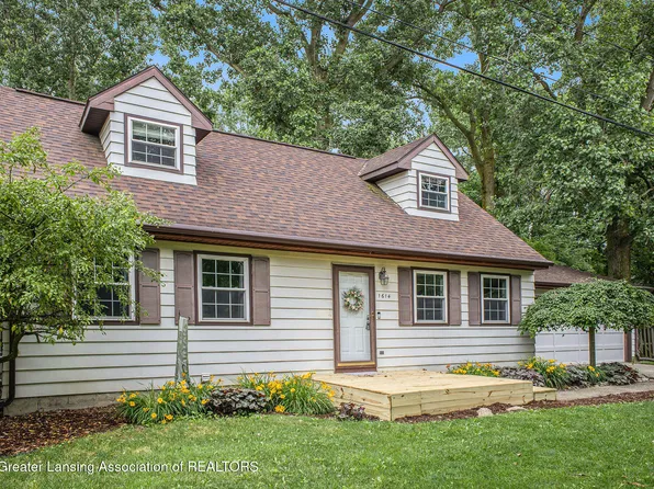 1614 N Eifert Rd, Holt, MI 48842