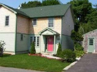 149 Providence Ave, Riverside, RI 02915