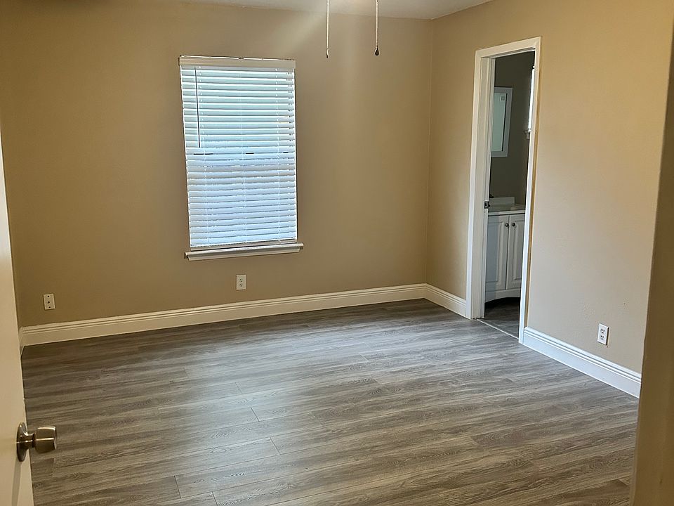 2nd image of 174 W Harding Blvd #5