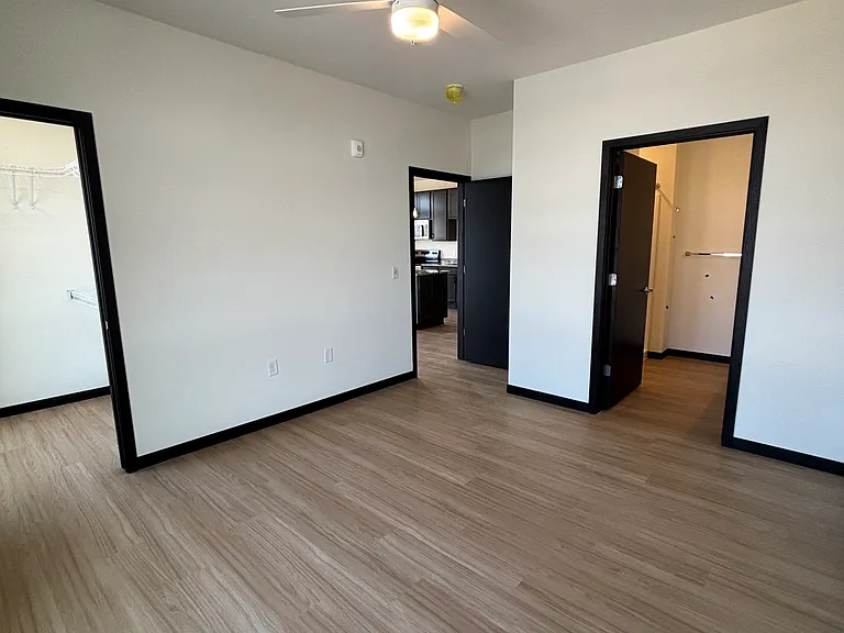 Vicino Apartments — Photo 61