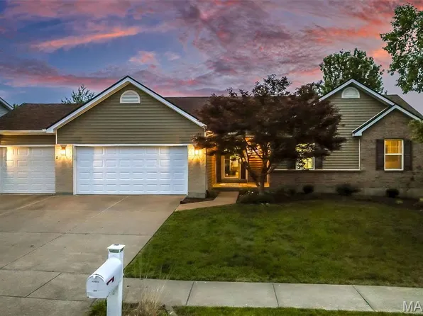3908 Rocky Mound Dr, Wentzville, MO 63385