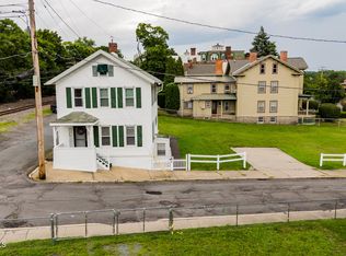 11 Newark St, Cohoes, NY 12047