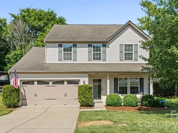 208 Glenn Allen Rd, Mooresville, NC 28115
