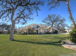 161 Diamond View Dr, La Vernia, TX 78121