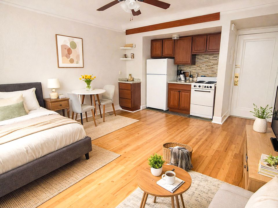 Hardwood Studio - Staged