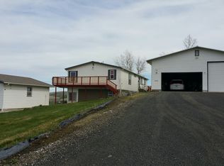 46 NE Mount Hebron Dr, Pendleton, OR 97801