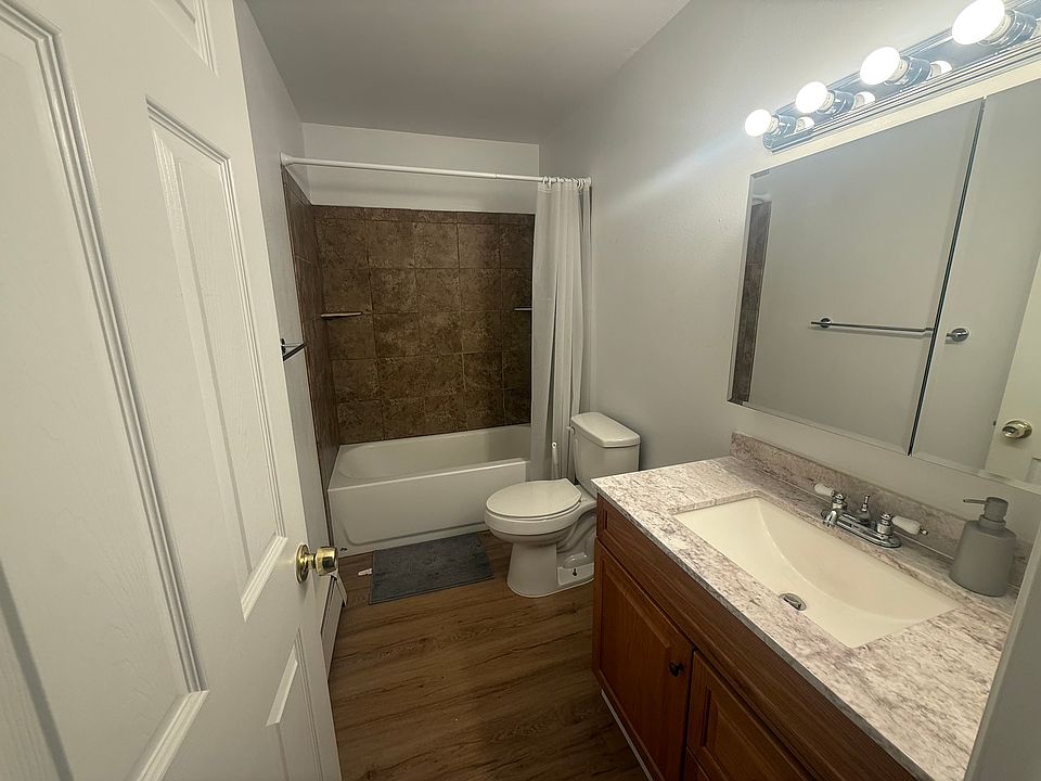 1st image of 4521 Cordova St #4