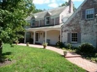 103 Hillcrest Rd, Pittsburgh, PA 15238