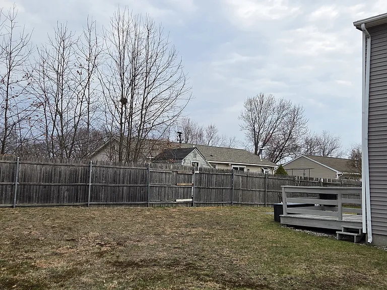 Enjoy your summer with the large backyard.