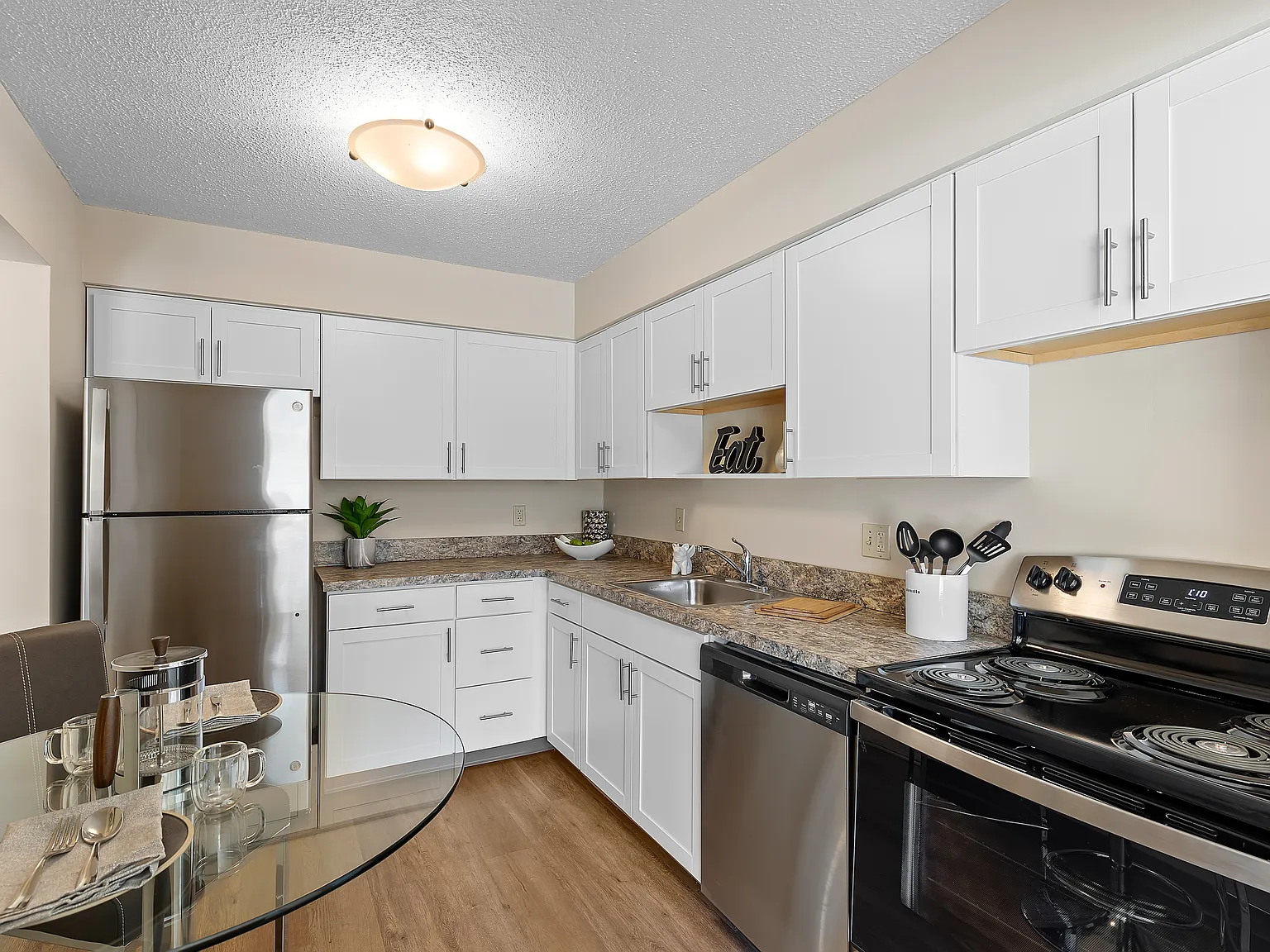 Kimberly Park Apartments — Photo 2