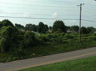 2228 Morningside Dr, Morristown, TN 37814