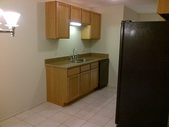 4th image of 31220 Country Way #1