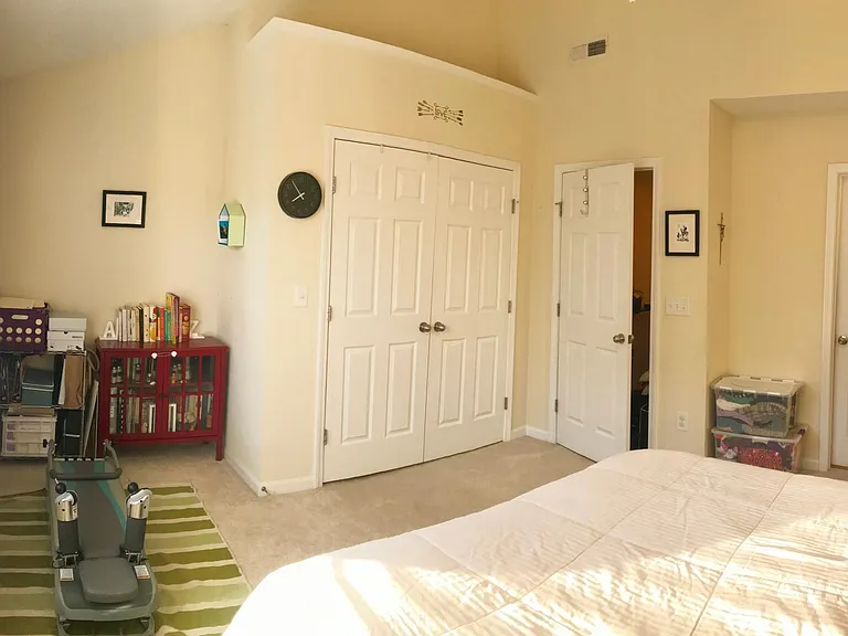 100 Stratford Lakes Dr #121 — Photo 7