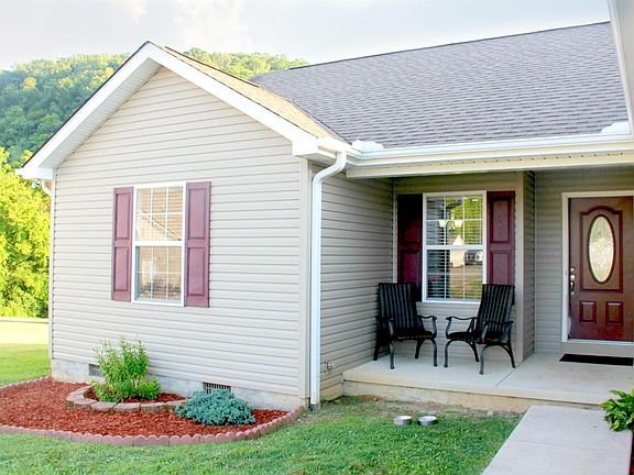 2nd image of 132 Pleasant View Dr