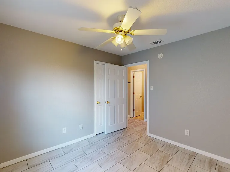 3805 Littleleaf Ct #A — Photo 8