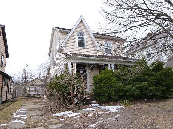 2nd image of 144 E Beechwood Ave